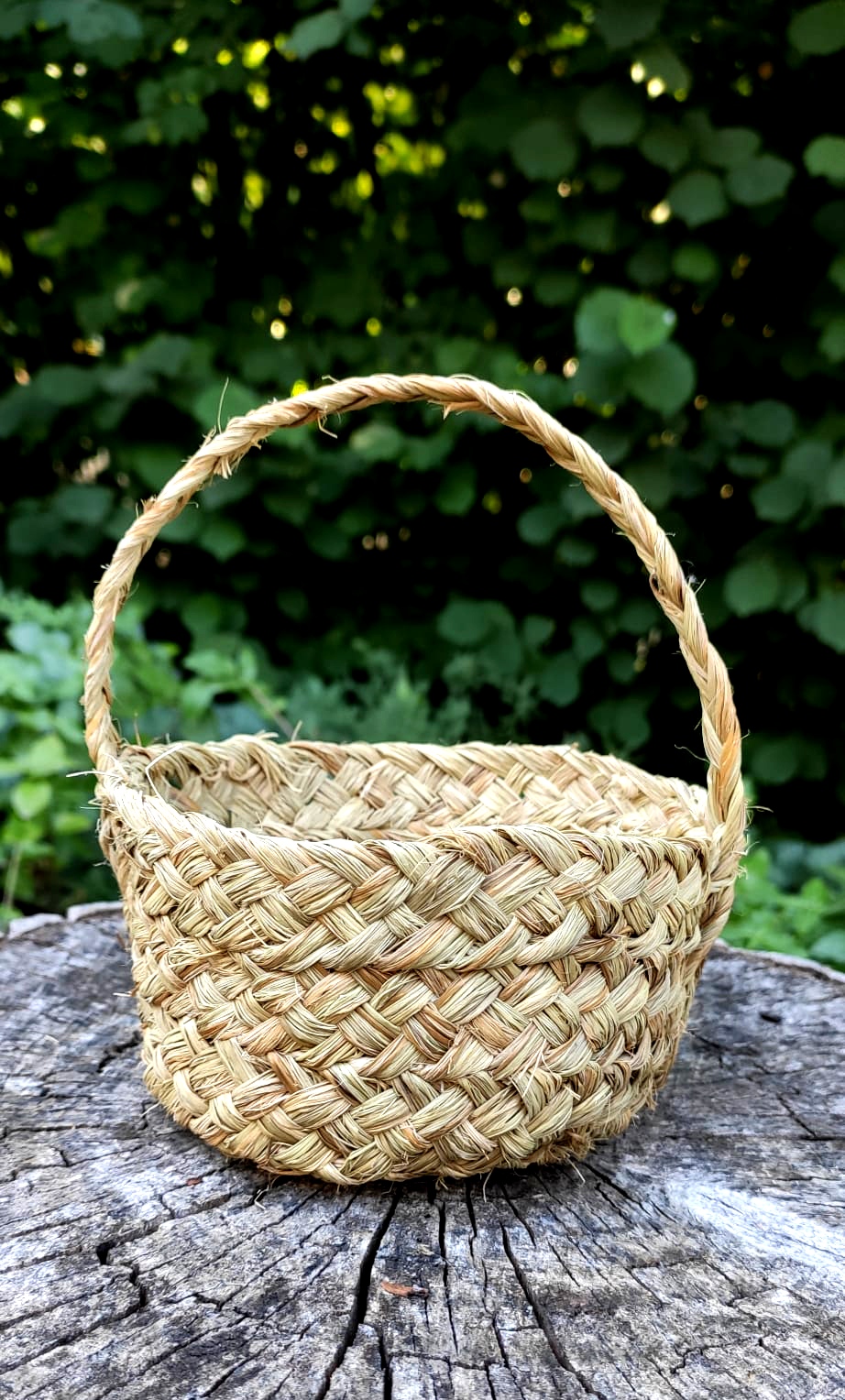 Cesta esparto